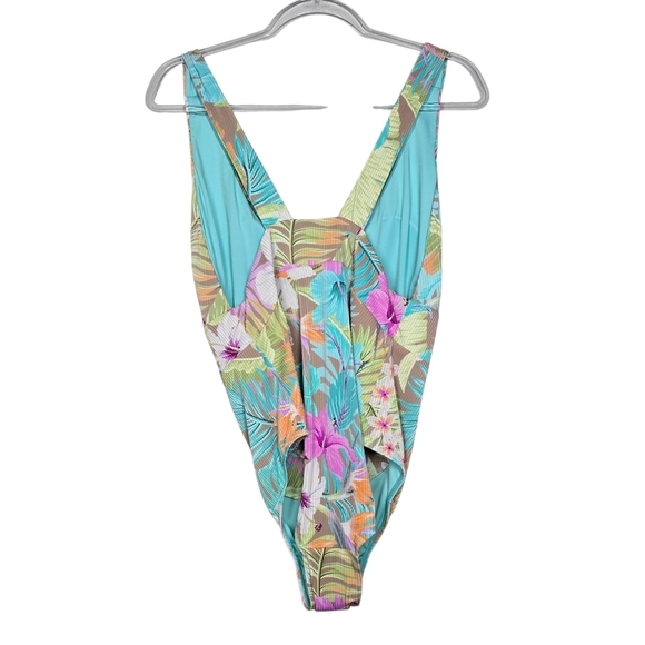 Coastal Waves Tropical Floral 1x Swimsuit - Picture 5 of 5